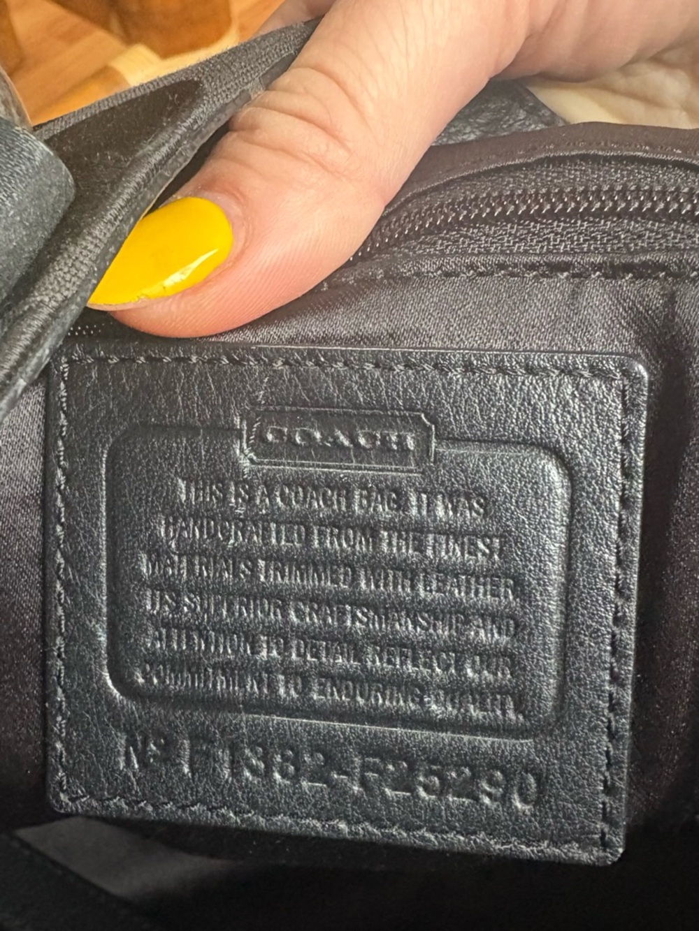 Coach Black Signature Tote Bag Like New - Picture 6 of 6